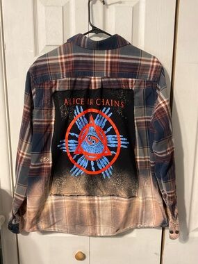 Alice In Chains Back Graphic T-Shirt & Bleached Flannel - Size Men's Large